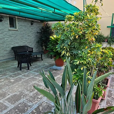 Holiday home Vacanze, La Casa Di Angelo, Con Terrazzo