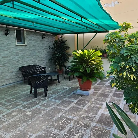 Vacanze, La Casa Di Angelo, Con Terrazzo * Oria (Brindisi)