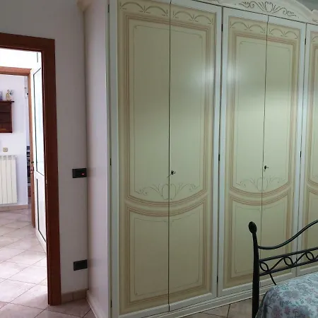 Vacanze, La Casa Di Angelo, Con Terrazzo Oria (Brindisi)