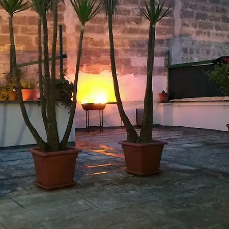 Vacanze, La Casa Di Angelo, Con Terrazzo * Oria (Brindisi)
